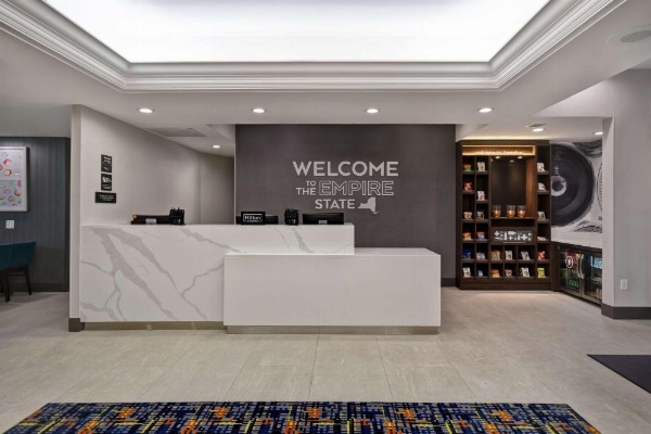 Hampton Inn By Hilton NY-JFK image 9